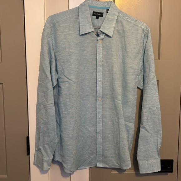 Basic mens button down - Picture 1 of 2